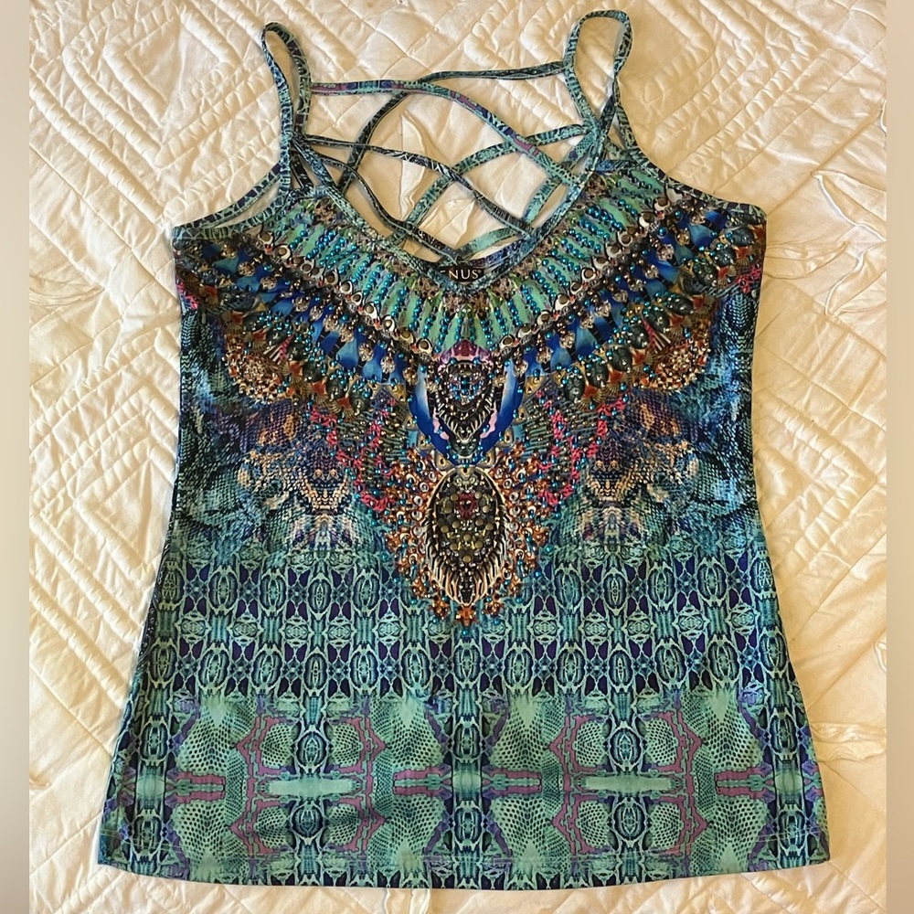 🎉 Stunning Tank Top by Venus M